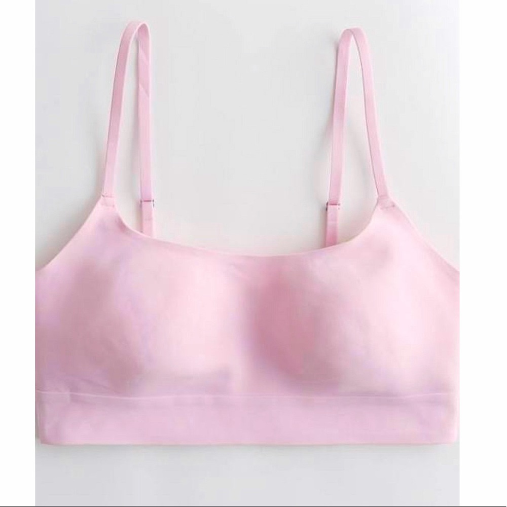 NWT Gilly Hicks [Hollister] Seamless Bralette 🌸